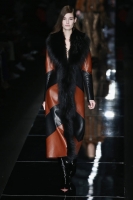 538976391SI00005_Blumarine_
