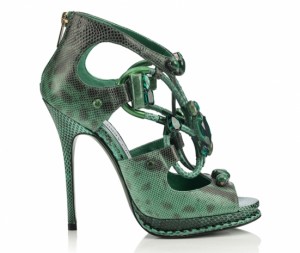 Jimmy-Choo-Vices-sandali-in-rettile-con-smeraldi_oggetto_editoriale_620x465