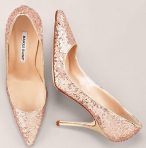 manolo-blahnik oro