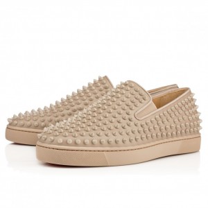 Louboutin slip-on-borchiate