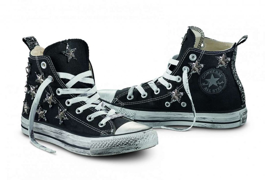 converse-con-borchiette-a-stella