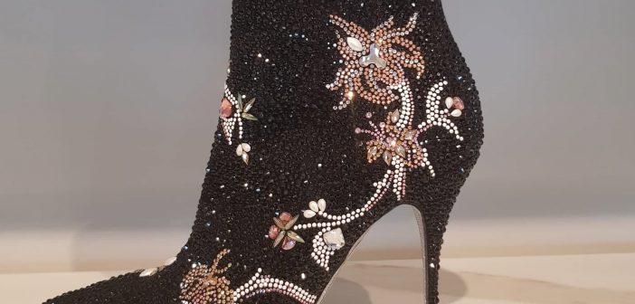 Floral-Fancy-Black