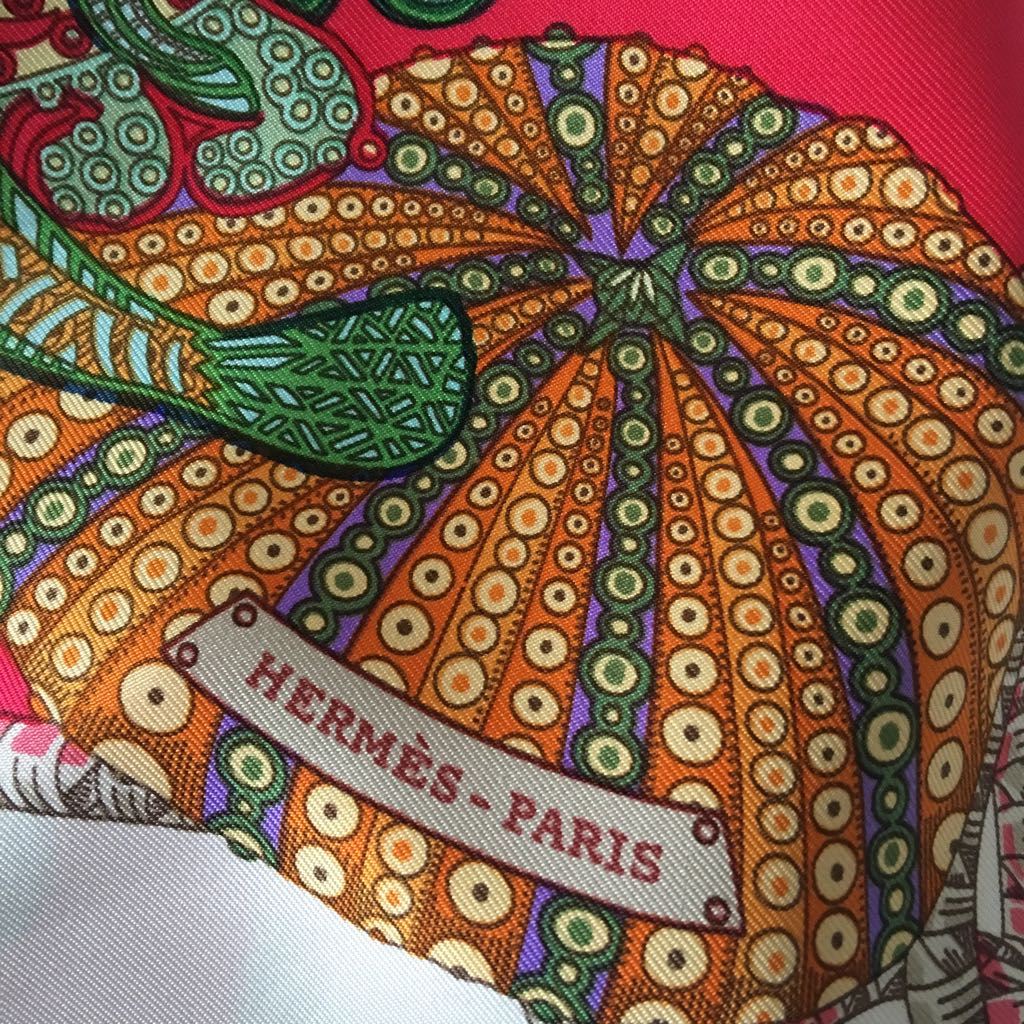 Foulard-Hermès